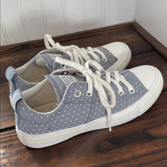 Converse Chuck Taylor Madison Low Top Blue and White Polka Dot Sneakers - Picture 6 of 8